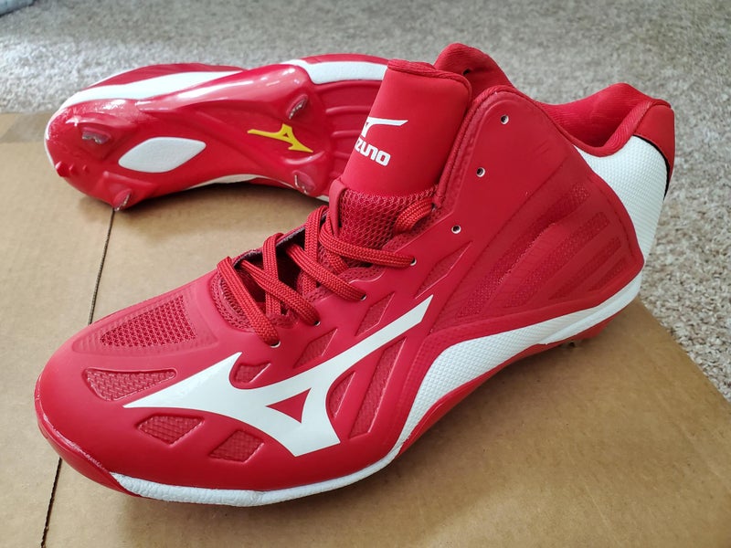 Red New Adult Men's Size Men's 10.5 (W 11.5) Metal Mizuno High Top