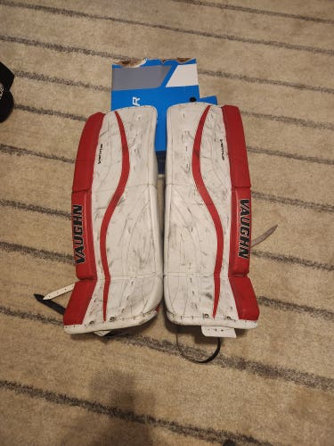 Used 28" Vaughn Ventus LT68 Goalie Leg Pads