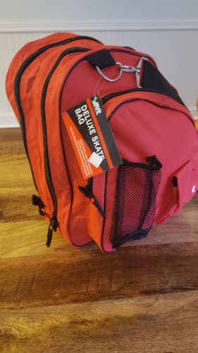 New  A&R Deluxe Large Capacity Skate Bag - Red