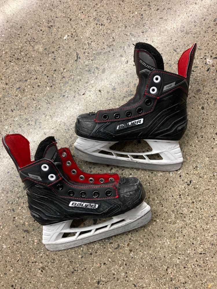 Used Bauer Ns Hockey Skates D&R (Regular) 12 - Youth
