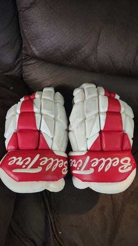 Used Warrior Gloves 14" Pro Stock