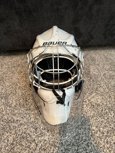 Used Large Bauer NME IX Goalie Mask w/Bauer Dangler