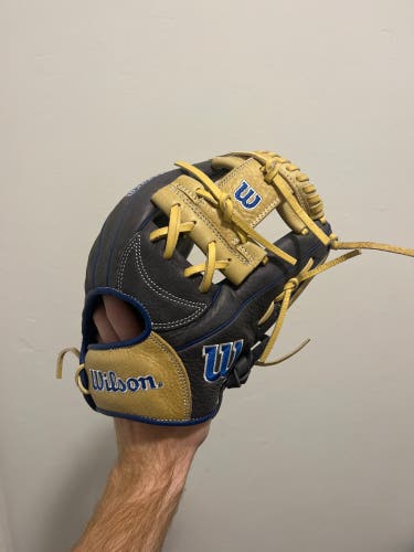 Wilson a1000 1787 11.75 baseball glove