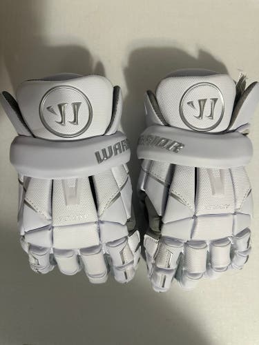 New  Warrior Medium EVO QX Lacrosse Gloves