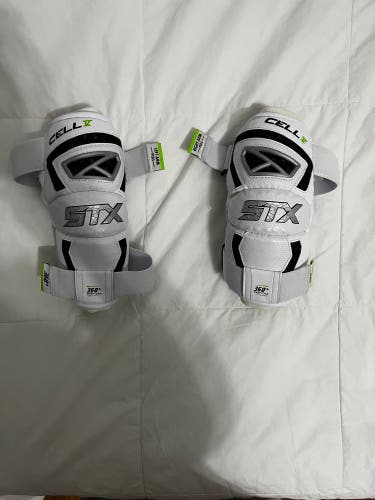 Used Medium STX Cell V Arm Pads