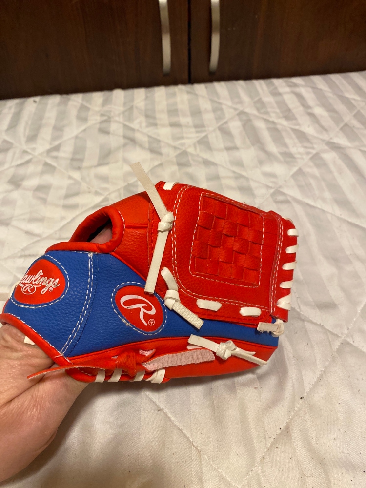 Rawlings 9” Players Series Red Baseball Glove