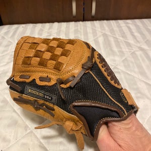Louisville Slugger 10” Genesis Baseball Glove