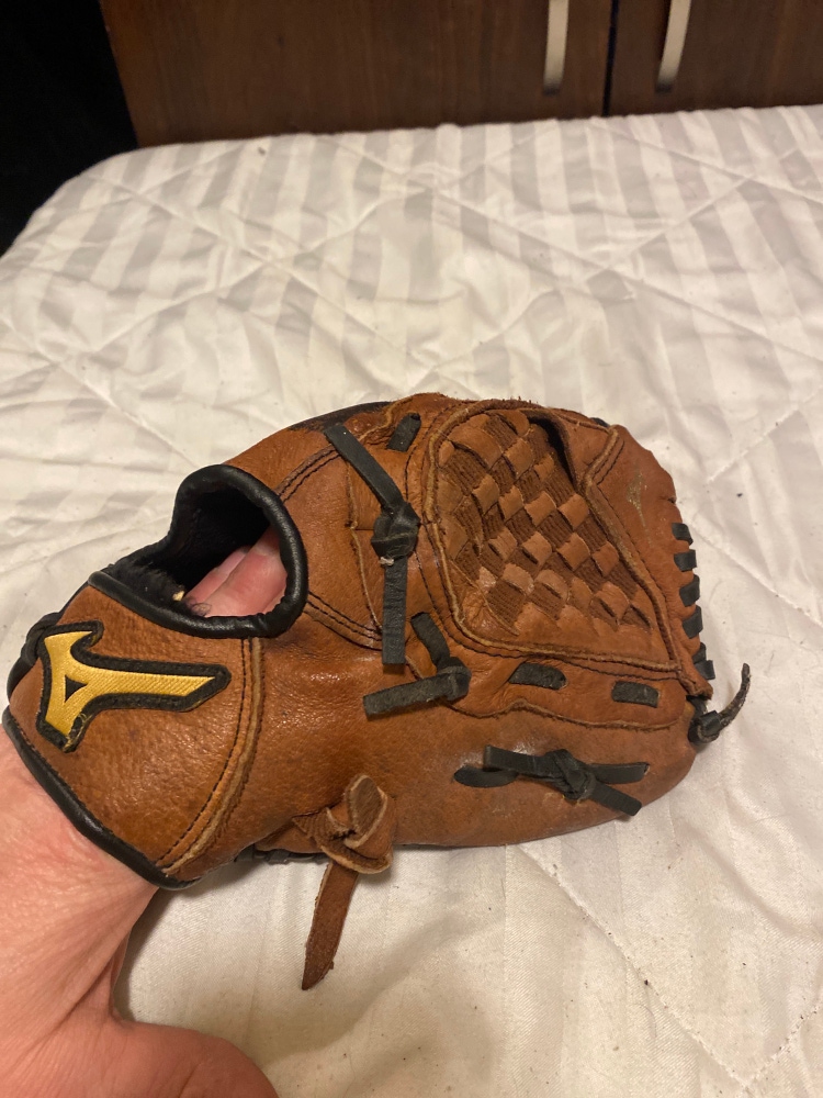 Mizuno 10” Prospect Brown Leather Baseball Glove