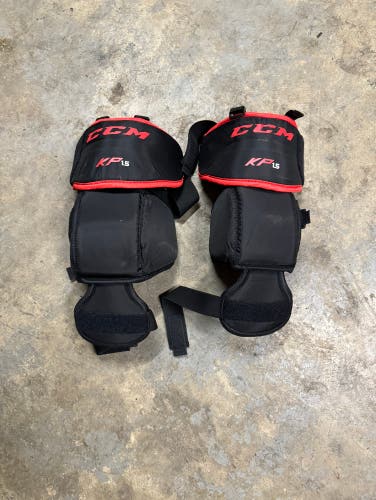Ccm senior goalie knee pads