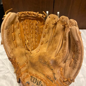 Vintage Wilson 13” Fred Lynn Autograph Model Baseball Glove