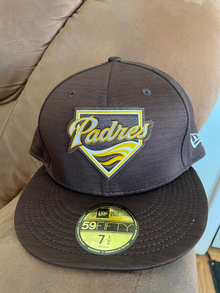 San Diego Padres New Era MLB Clubhouse Fitted Hat 7 1/2