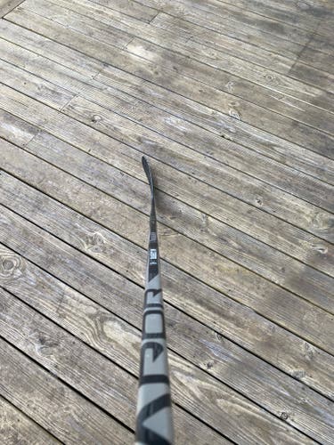 Bauer Hyperlite 2 Stick Custom RH P92 5 Lie 70 Flex Silver Matte