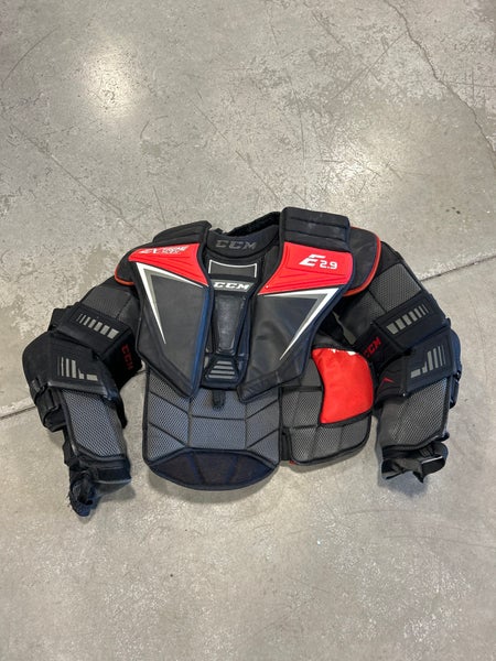 Used Intermediate CCM Extreme Flex E2.9 Hockey Goalie Chest Protector  (Size: Large)