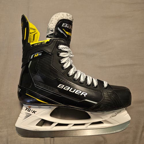 Used Bauer Supreme M4 Hockey Skates 9