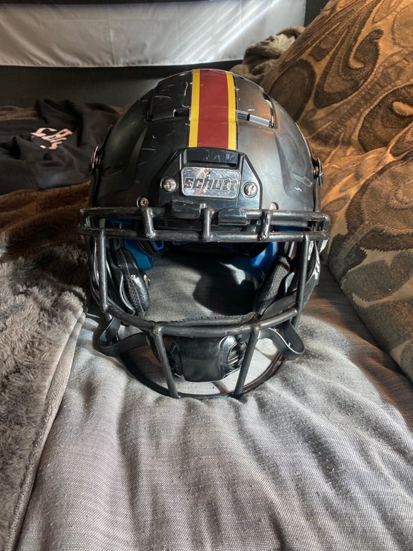 F7 2.0 COLLEGIATE HELMET