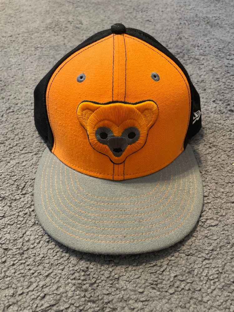 Used 7 5/8 New Era Custom Cubs Hat