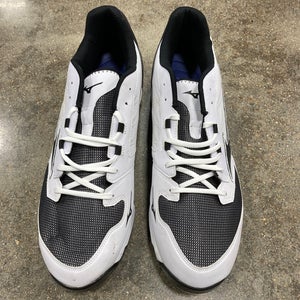 New Mizuno Men's Size 15.0 Metal Baseball Cleats