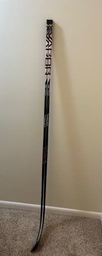 2 Pack New Left Hand P28 77 Flex Vapor Hyperlite 2 Hockey Stick