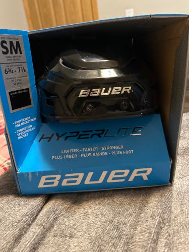 Brand New Never Used Medium Bauer Pro Stock Hyperlite Helmet