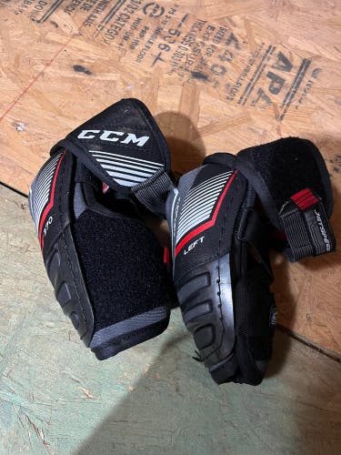 Used Small CCM JetSpeed FT370 Elbow Pads