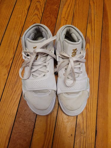 Used Men's Size 8.0 (Women's 9.0) Air Jordan Shoes