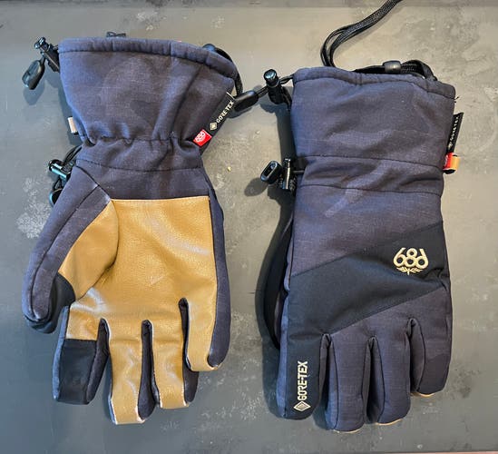 Black Used Small 686 Gloves Gore-Tex