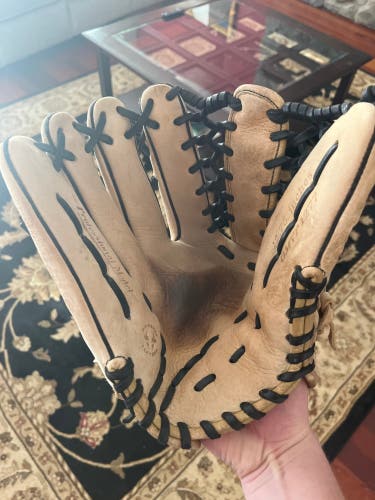 Used Mizuno 12.75" Baseball Glove