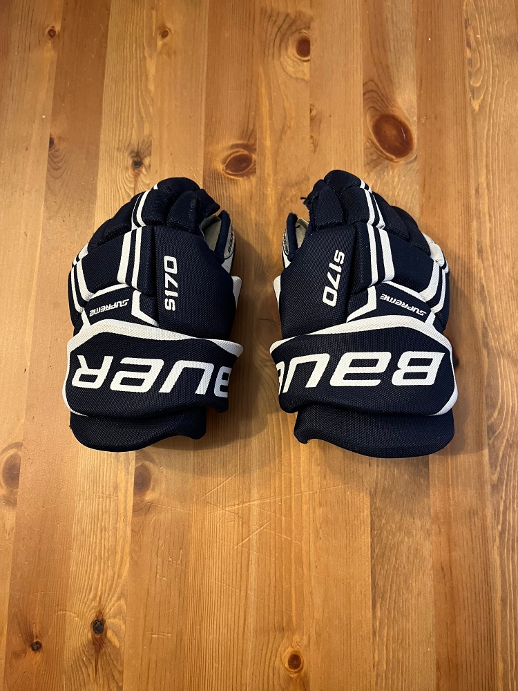 Bauer 9"  Supreme S170 Gloves