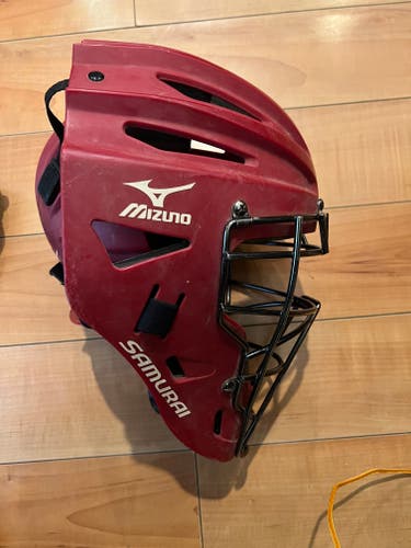 Used Mizuno Samurai Catcher's Helmet