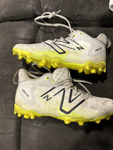 New balance lacrosse cleats