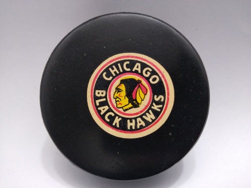 1982-83 Chicago Blackhawks Viceroy Rubber & Plastic NHL Hockey Game Puck VINTAGE