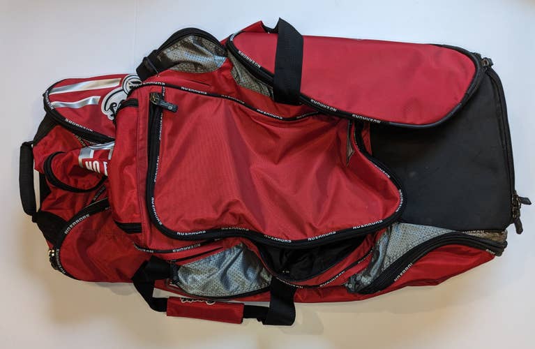 Used NO E2 Catcher's Bag (Slightly Used)