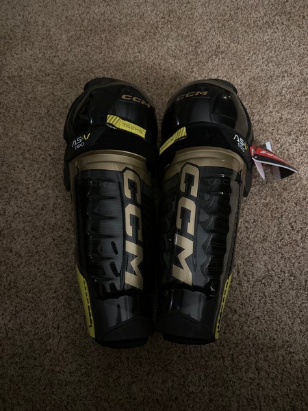 New CCM 15"  ASV Pro Shin Pads