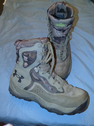 Brown Adult Used Unisex Size 8.0 (Women's 9.0) Under Armour Boots