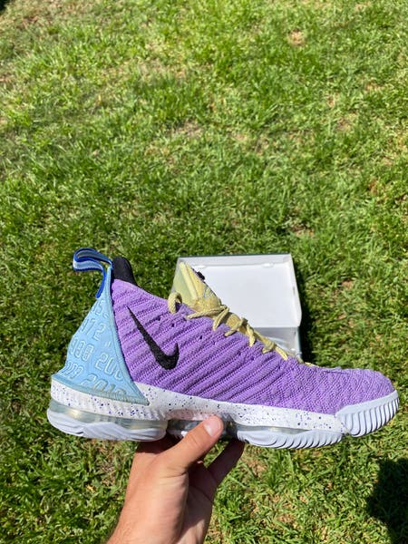 Nike LeBron 16 Lakers Heritage | SidelineSwap | Buy and Sell  display picture 1