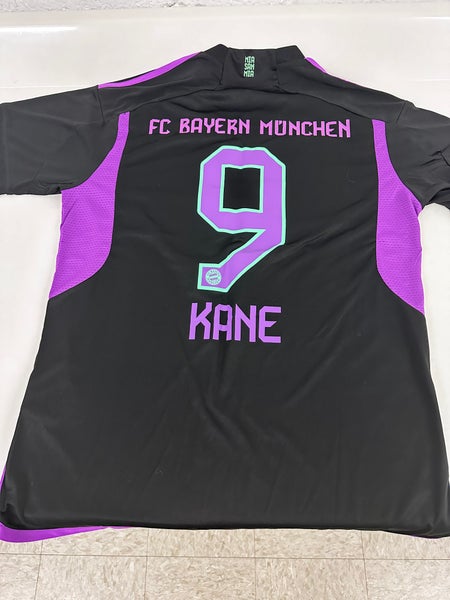 Adidas Harry Kane Bayern Jersey Large Slim Fit