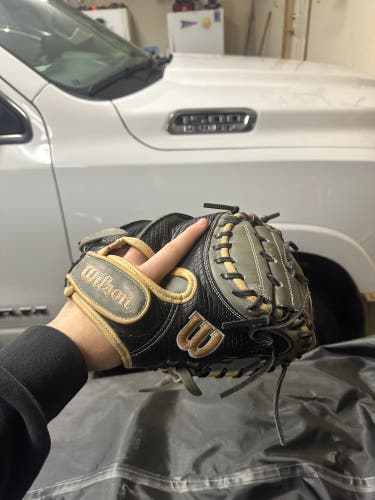 Wilson 33" A2000 Baseball Glove; Snake Skin