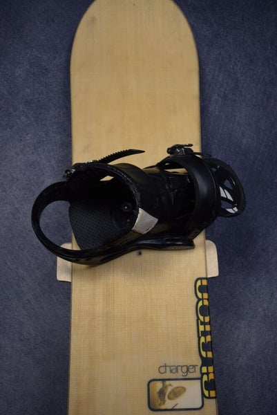 BURTON CHARGER SNOWBOARD SIZE 151 CM WITH BURTON LARGE BINDINGS