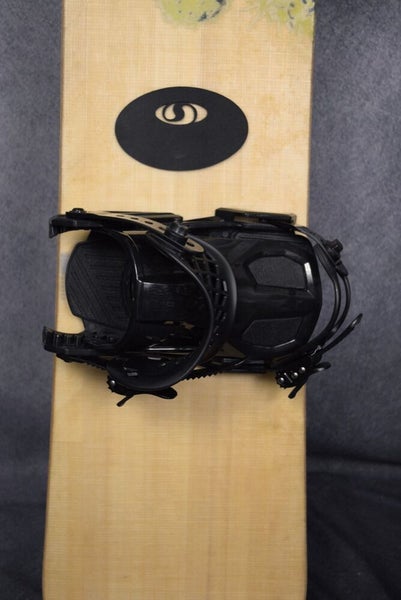 BURTON CHARGER SNOWBOARD SIZE 152 CM WITH NEW LARGE BINDINGS