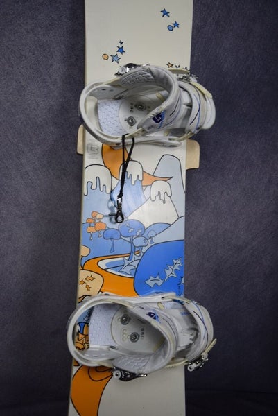 1251 Burton Genie Flat Top Womens Snowboard 142 cm | SidelineSwap