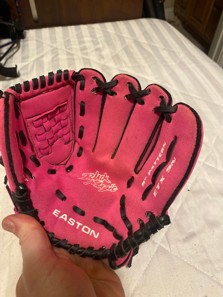 Easton 9” Black Magic Pink Softball Glove