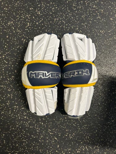Slightly Used Medium Maverik Max Arm Guards