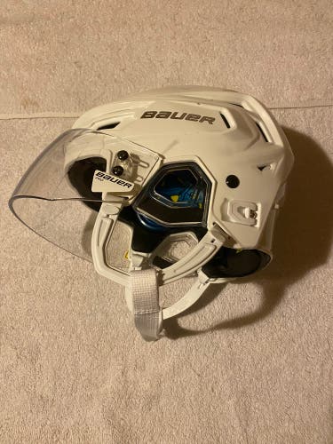Bauer Hockey Re-Akt 150 Helmet with Visor Senior Small White
