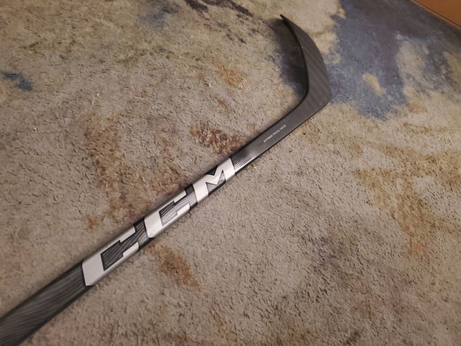 Senior Used Right Handed CCM RibCor Trigger 7 Team Hockey Stick P28