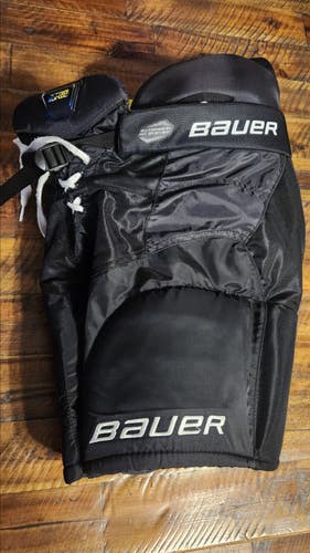 Youth Large Bauer Supreme Ultrasonic Hockey Pants