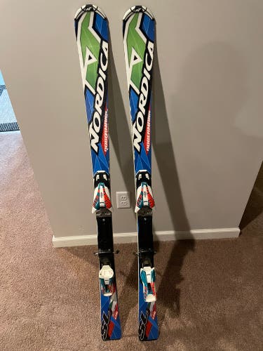 Nordica Nordica Dobermann SL, 136cm skis with Marker bindings