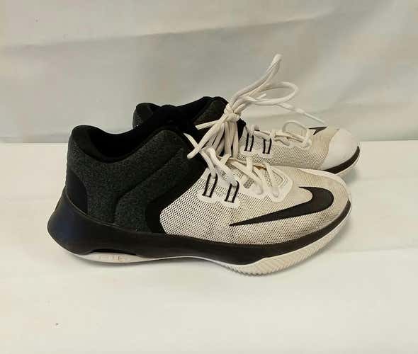 Used Nike Youth 07.0 Basketball Shoes