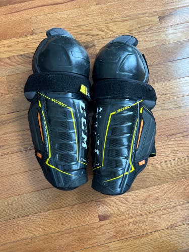 CCM TACKS 9080 12" Hockey Shin Guards