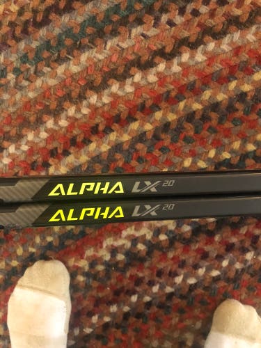 Brand New! 2 Senior Right Handed P92M Alpha Lx 20 Hockey Stick