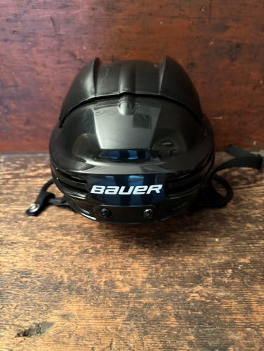 Used Medium Bauer  4500 Helmet